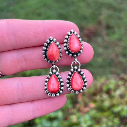 Red Spiny Oyster - 1.5" Dangles – Southwestern Earrings