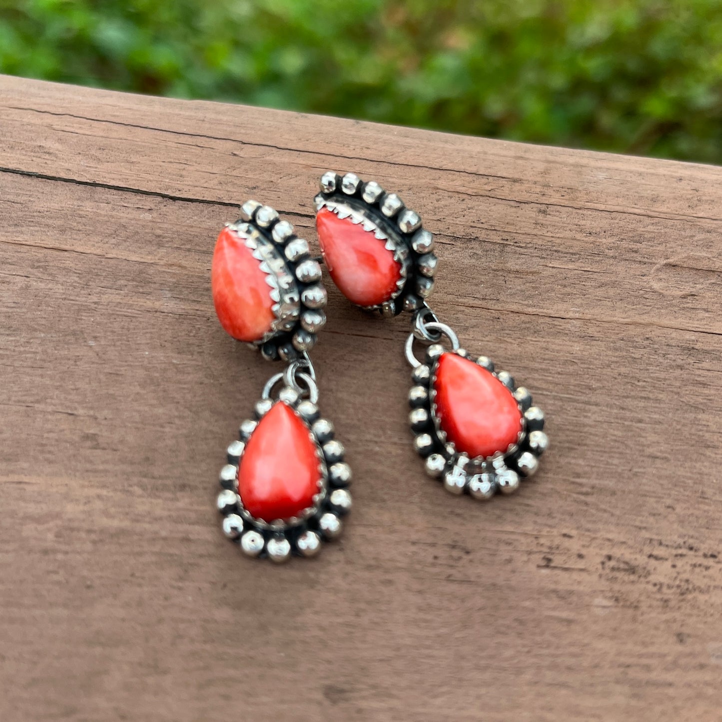 Red Spiny Oyster - 1.5" Dangles – Southwestern Earrings