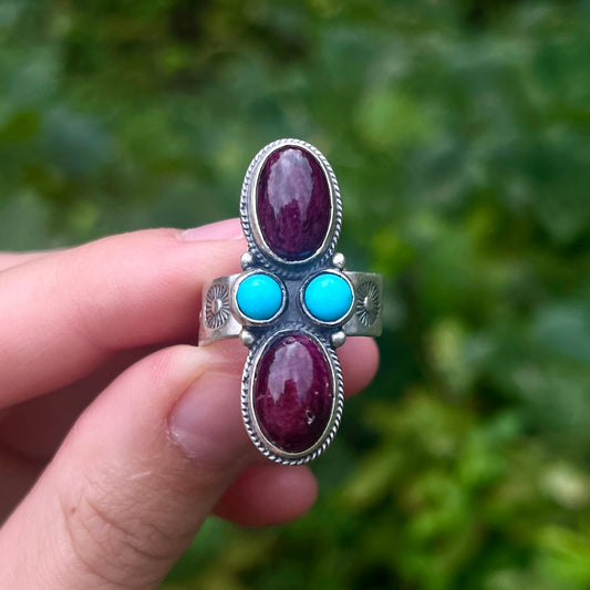 Purple Spiny Oyster + Turquoise - Size 7.5 Signed - Native American Ring