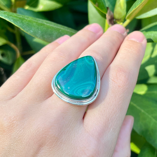 Malachite - Size 8 – Gemstone Ring