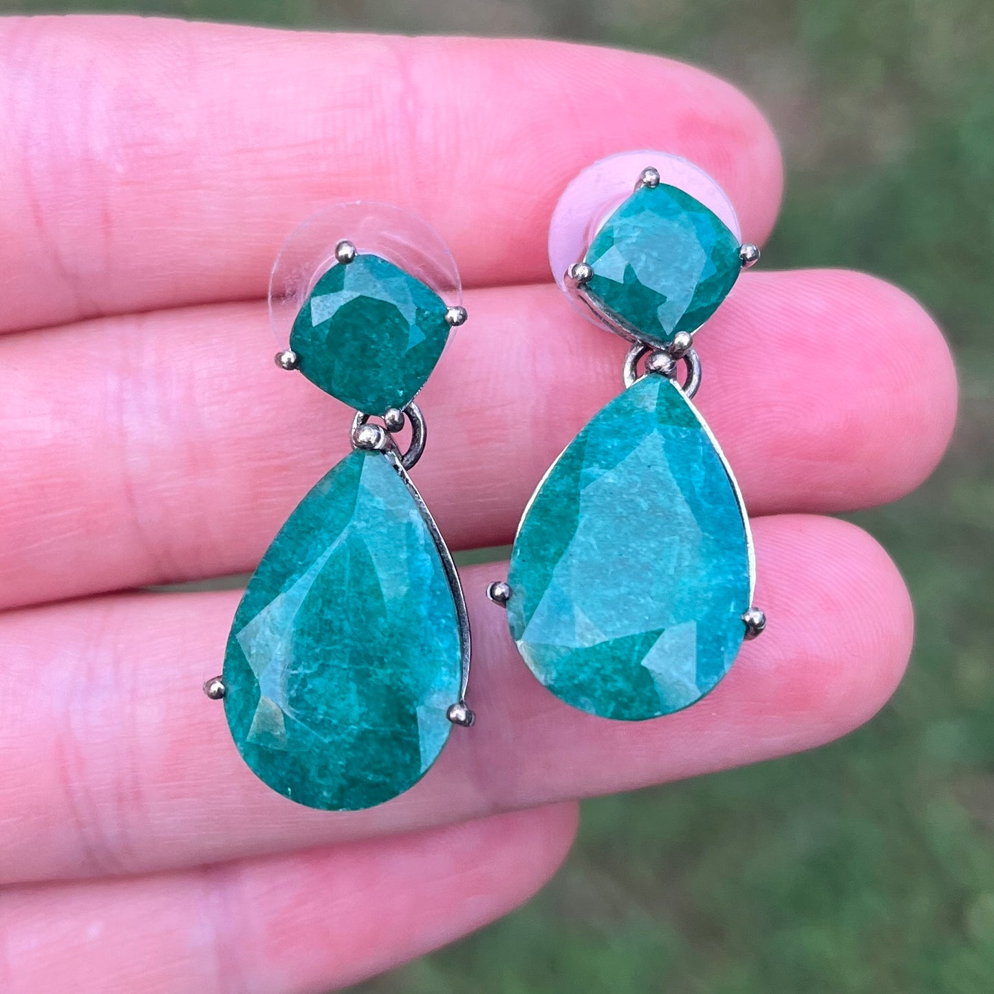 Emerald - 1.25" Dangles – Gemstone Earrings